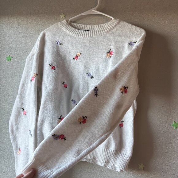 SHEIN XSmall Floral Embroidered White Long Sleeve Sweater - Picture 5 of 8